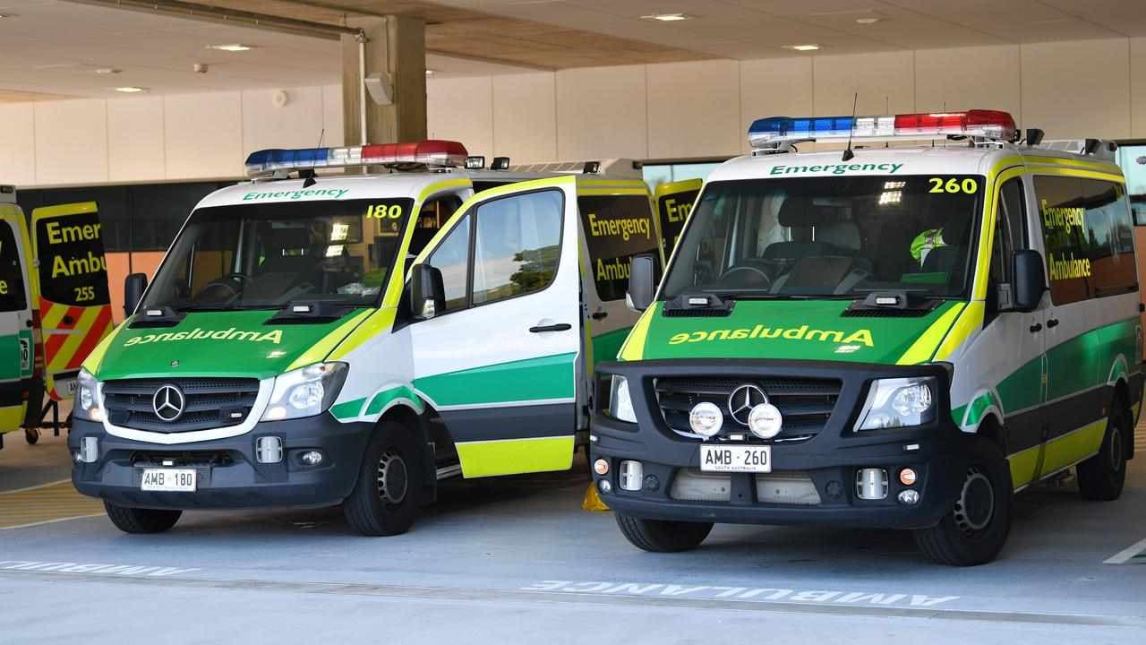 'No one to help': Man dies after 10-hour ambo wait
