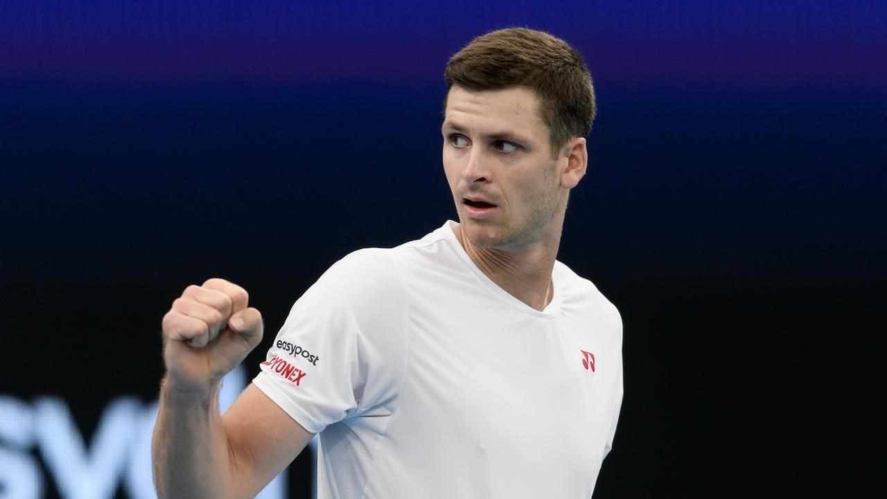 Swiatek rallies as Poland book United Cup final berth