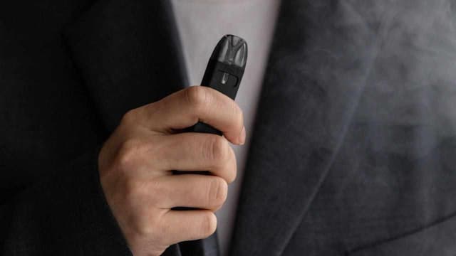 Vape inaction 'not an option' despite huge GP need