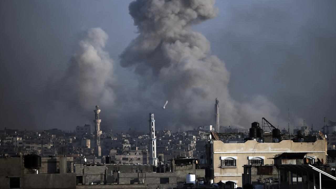 Fighting across Gaza as Israel drops hostage leaflets