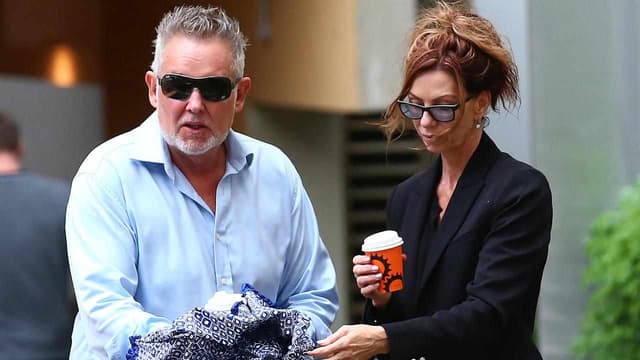 Investment fund conman found dead on day of sentencing