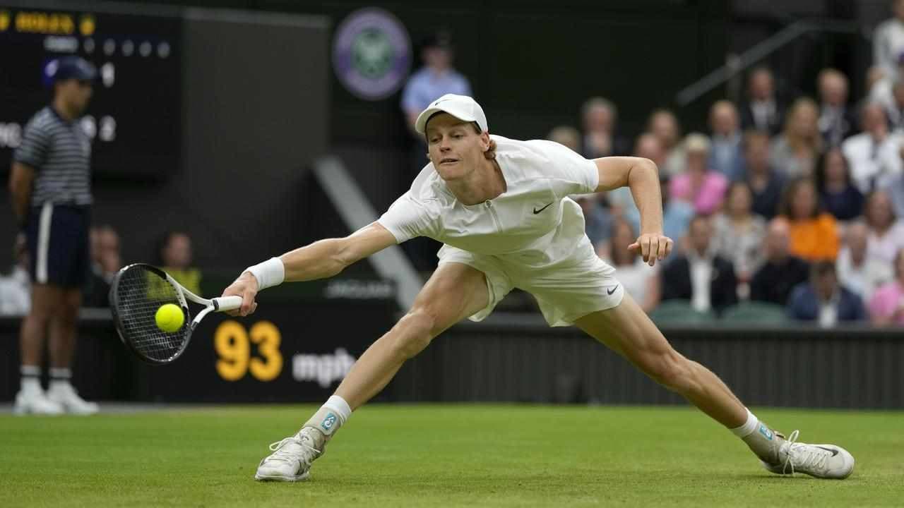 Super-coach Cahill reveals Sinner's moment of truth