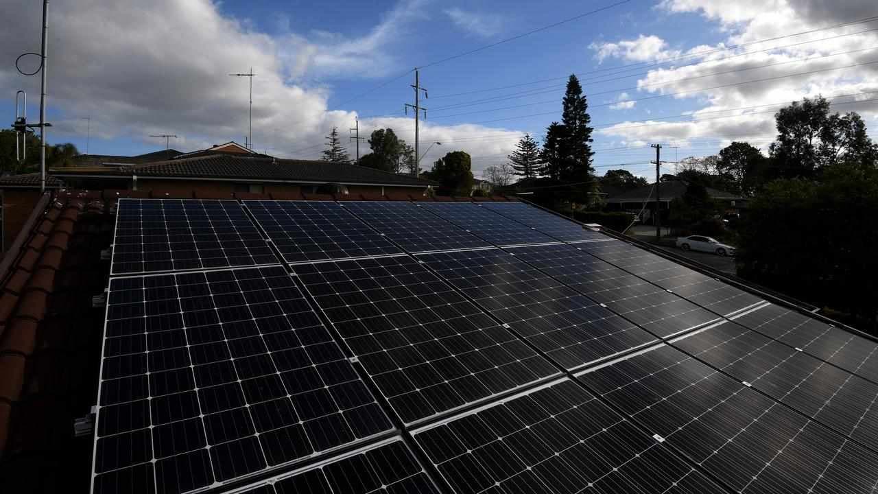 Consumer guide aims to spark even more rooftop solar