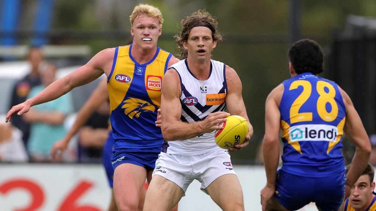 Fit Nat Fyfe looms as a major AFL weapon for Dockers