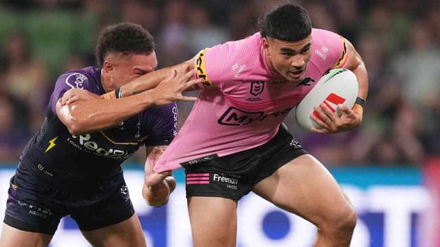 Taylan May recommits to Panthers until end of 2026