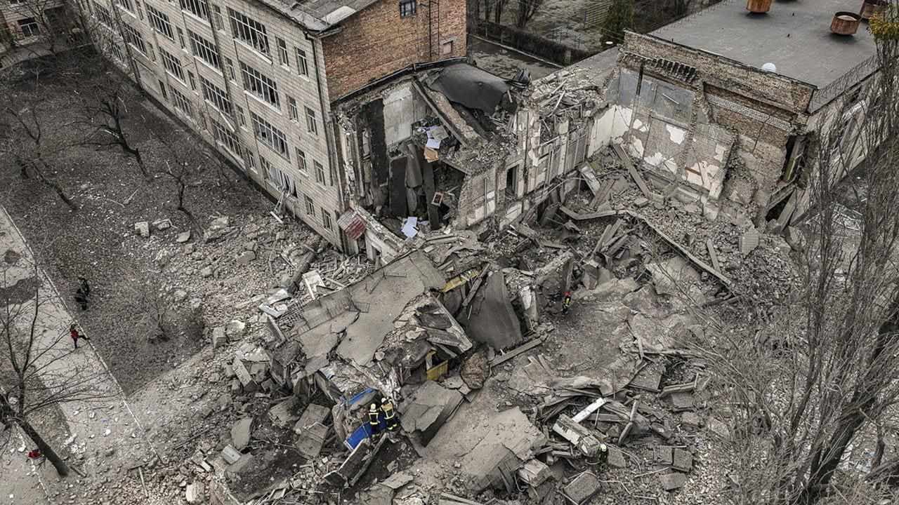 Ten hurt as Russian missile debris hits Kyiv: officials