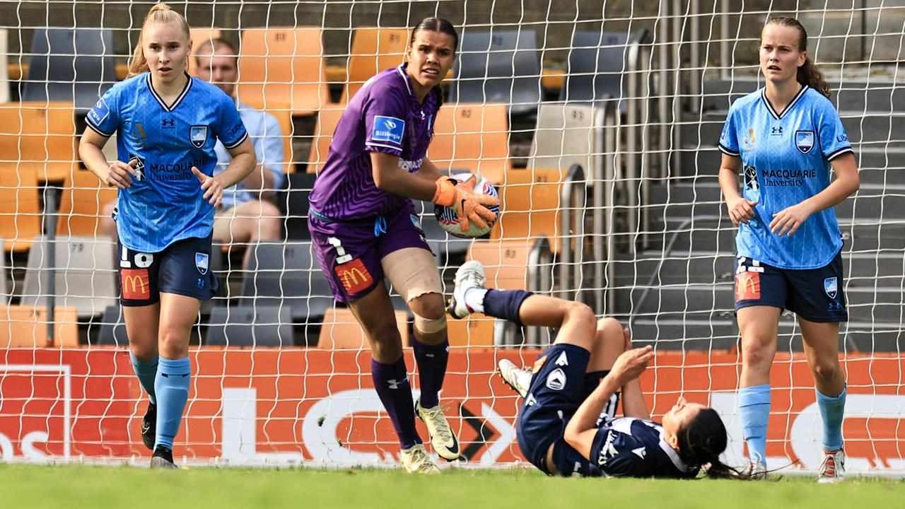 Melbourne City take premiership after Sydney FC blow it