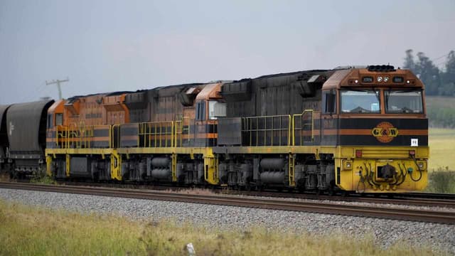 Calls to complete Inland Rail to Queensland