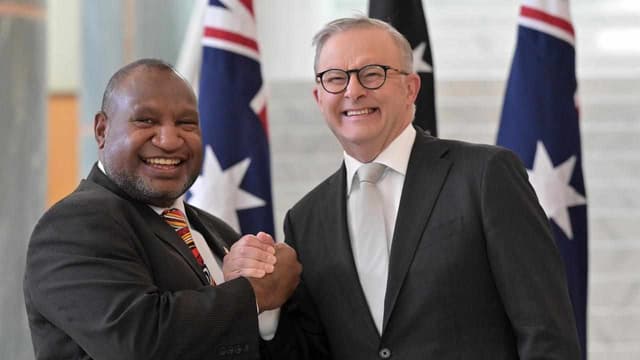 Following 'footsteps of giants': PM embarks on Kokoda