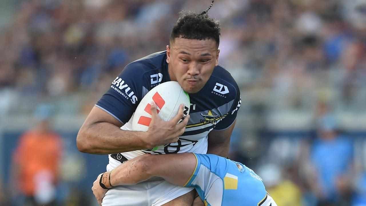 Dolphins poach Kuli from Cowboys on three-year deal