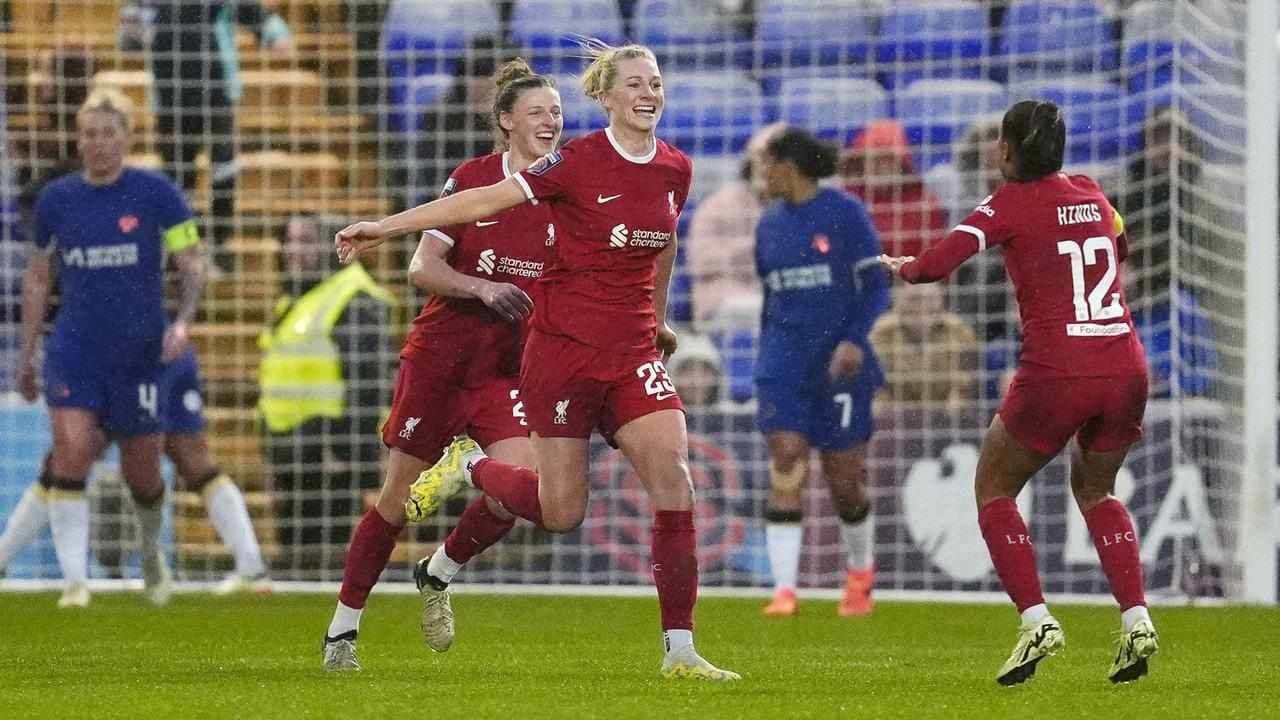 Man City Aussies Fowler, Kennedy home in on WSL crown