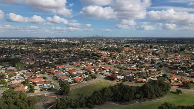 Child protection a 'disgrace' say mental health experts