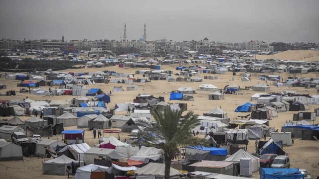 Israel orders more people in Gaza's Rafah to evacuate