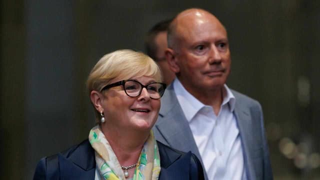 Reynolds and Higgins defamation case peace talks halted