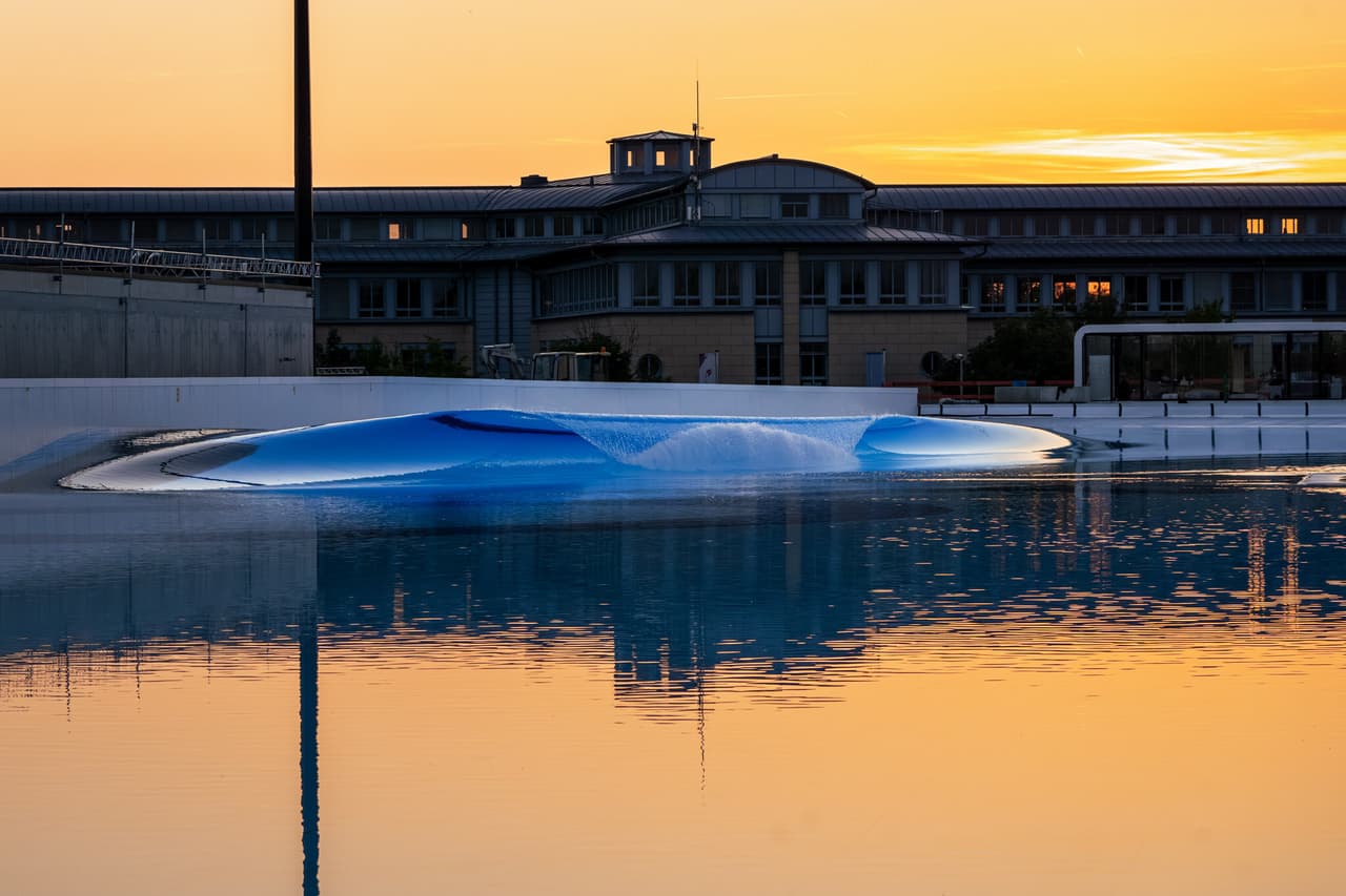 Endless Surf Unveils Next-Generation Wave Technology, Firing Off First Waves in Munich Surf Park