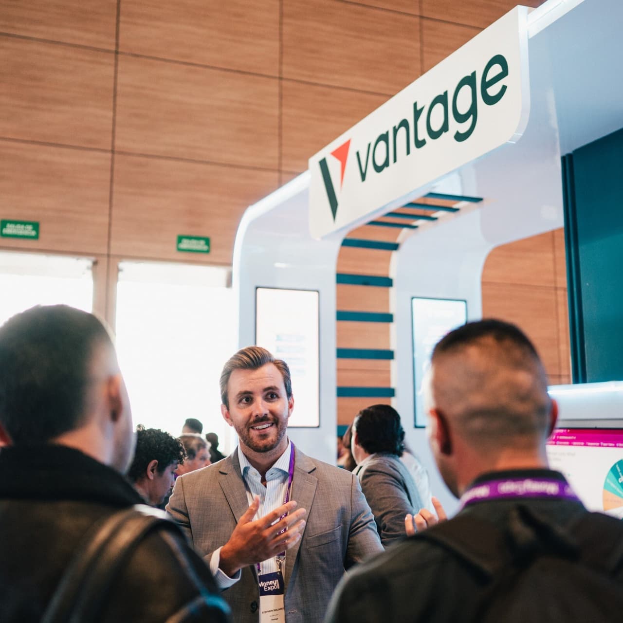 Vantage Markets Shines as Diamond Sponsor at Money Expo Colombia 2024