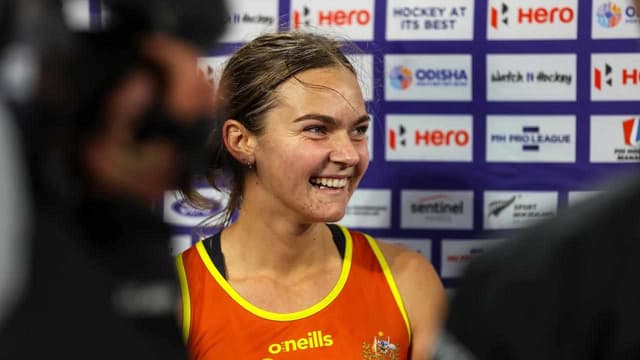 Aussies enjoy big hockey double in den of GB rivals