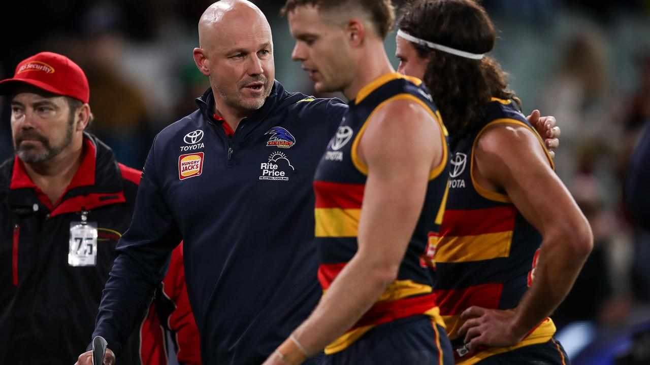 Crows coach Nicks not waving the white flag