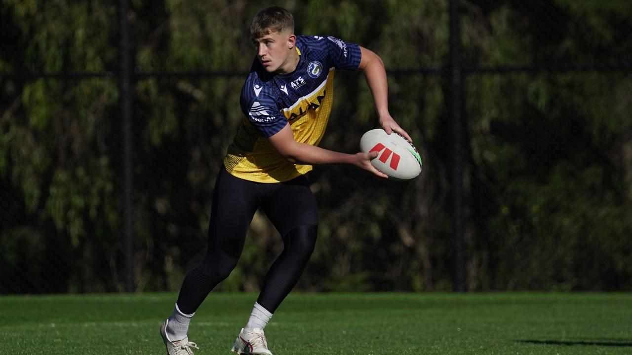 Eels see Brad Arthur in debutant son Matt