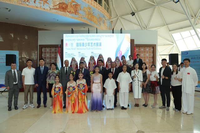 2024 "Future World" International Youth Art Exhibition Concludes Successfully in Tajikistan