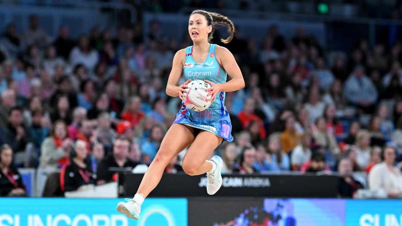Mavericks pinch netball nail-biter against Lightning