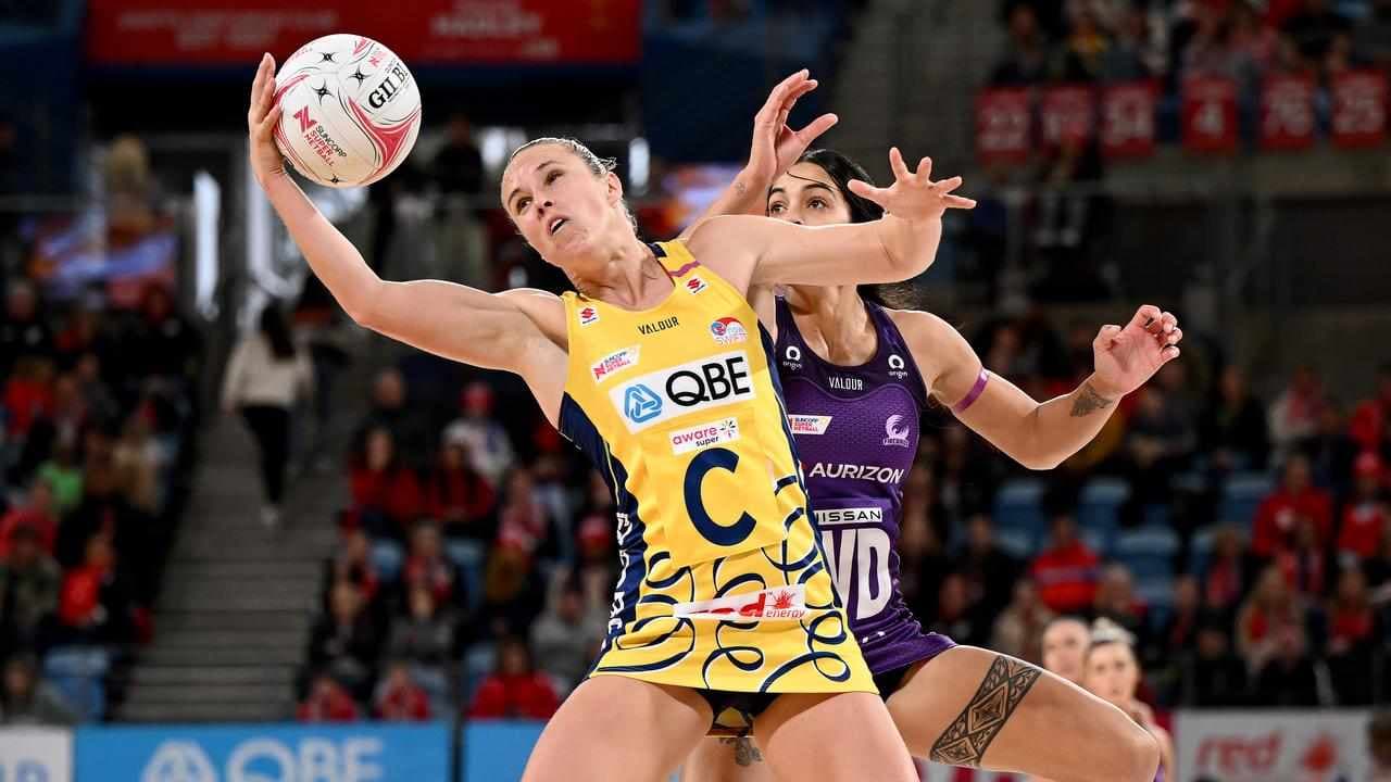 Firebirds sneak home over Swifts in Super thriller