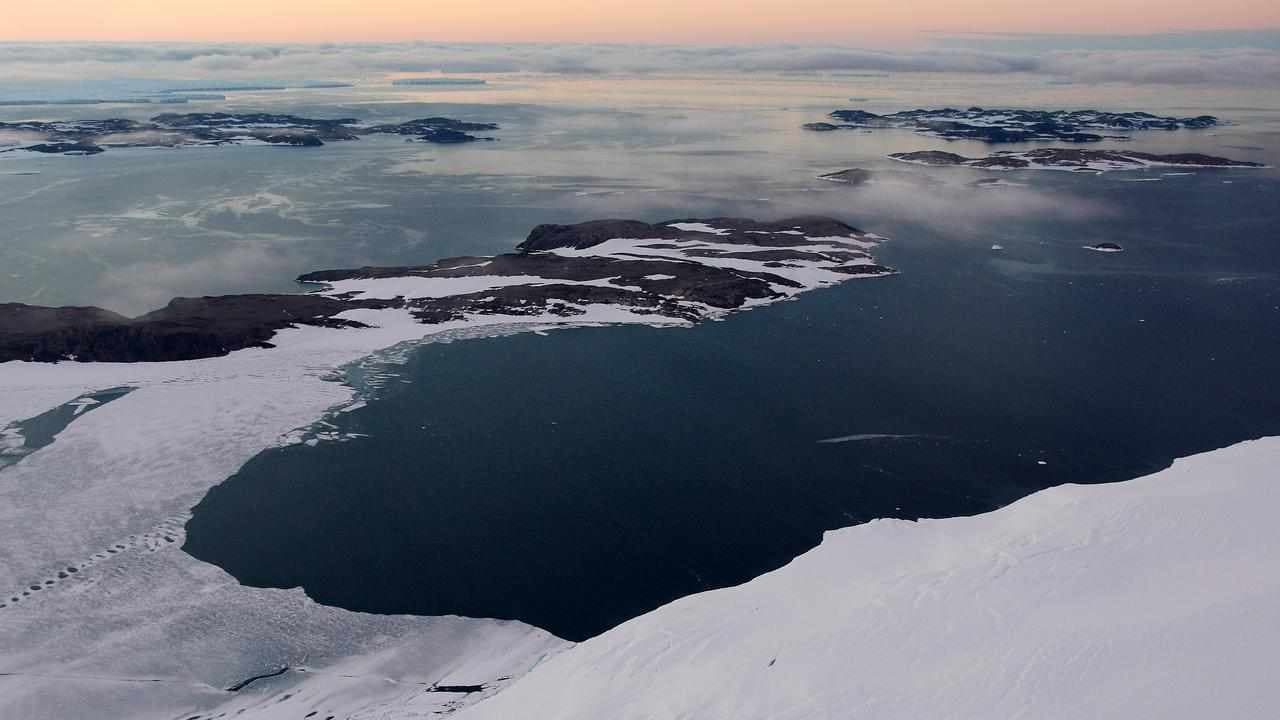 Experts melt Antarctica ice growth claim