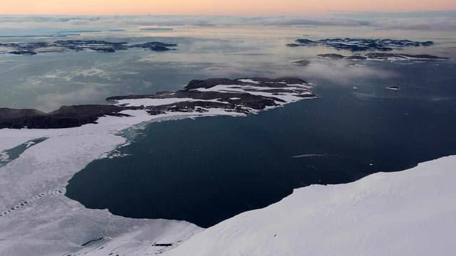 Experts melt Antarctica ice growth claim