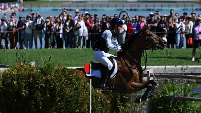 Medal hope Burton's sadness on dramatic eventing day