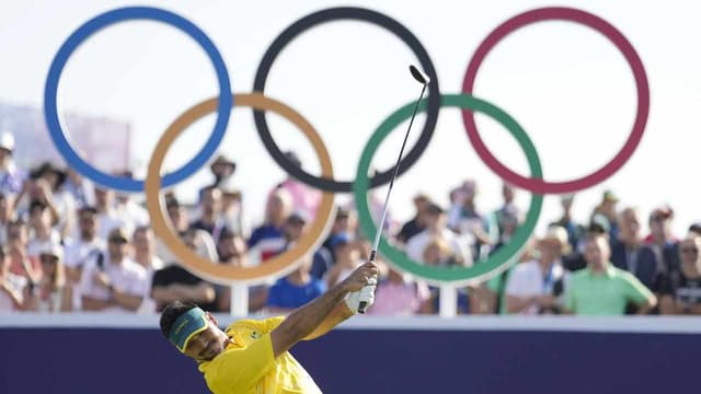 Nervous Jason Day six off the pace in Olympic golf