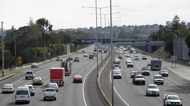 Transurban eyes raising dividend as toll traffic rises