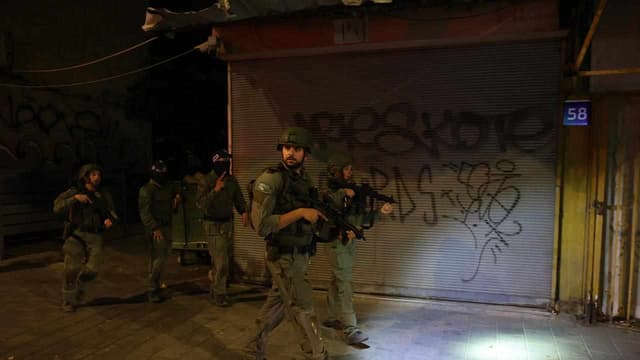 At least six dead in suspected Tel Aviv terror attack