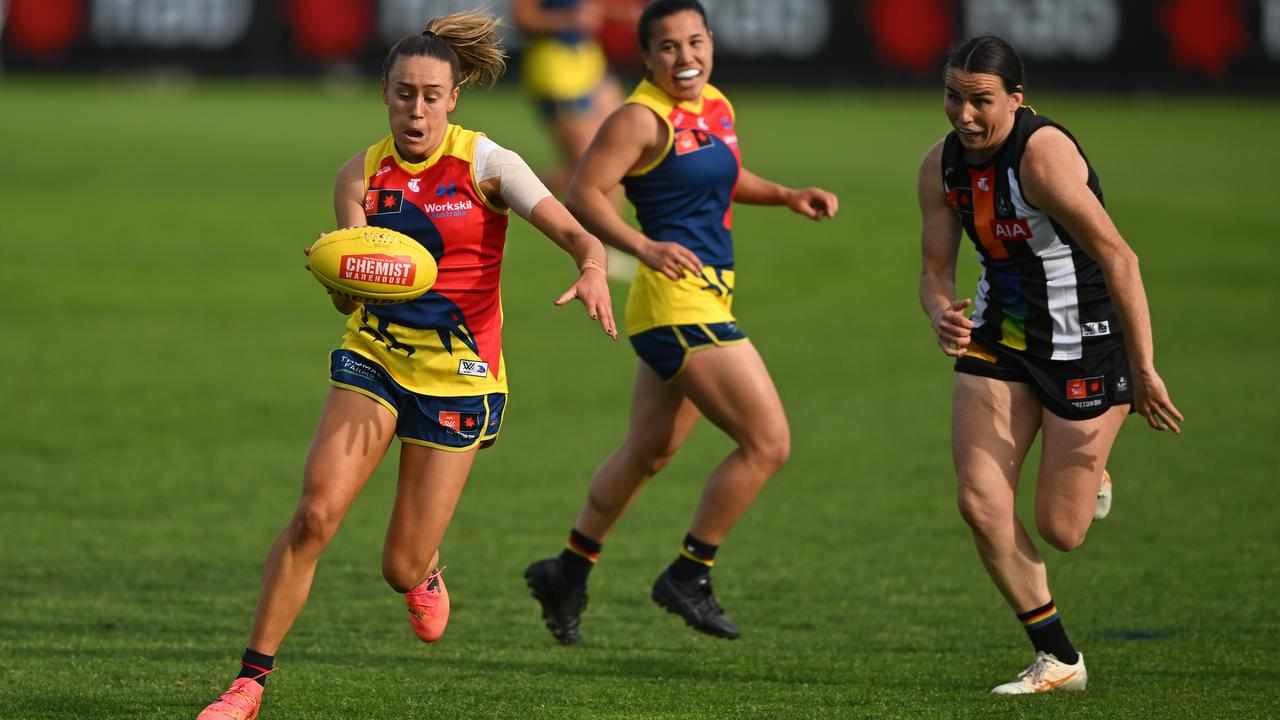 Crows beat Magpies after water pipe bursts at Vic Park