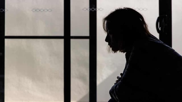Women fleeing abuse need more income support: coroner