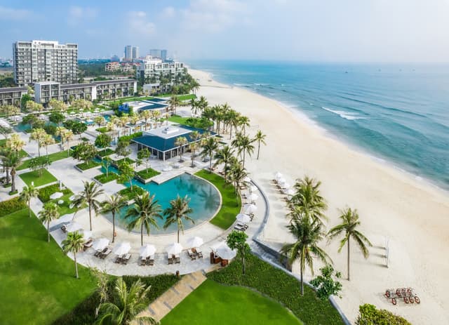 Hyatt Regency Danang Resort and Spa: Tailored Luxury for Every Generation