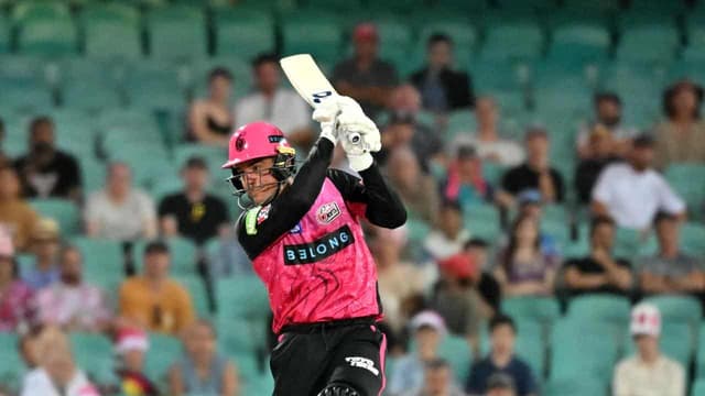 Sixers beat Renegades in BBL but suffer injury worries