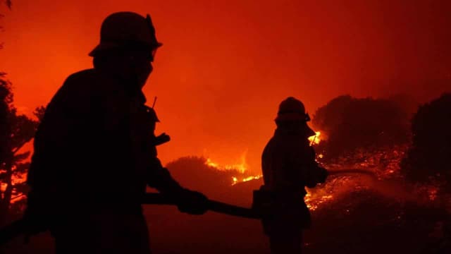 No, images do not show 'miracle' buildings saved from Californian wildfires