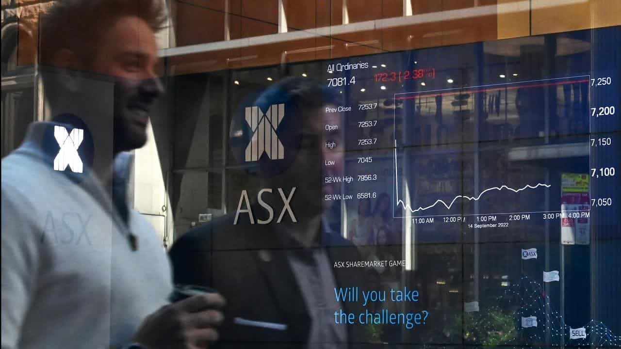 Aussie shares bounce back from Trump tariff sell-off