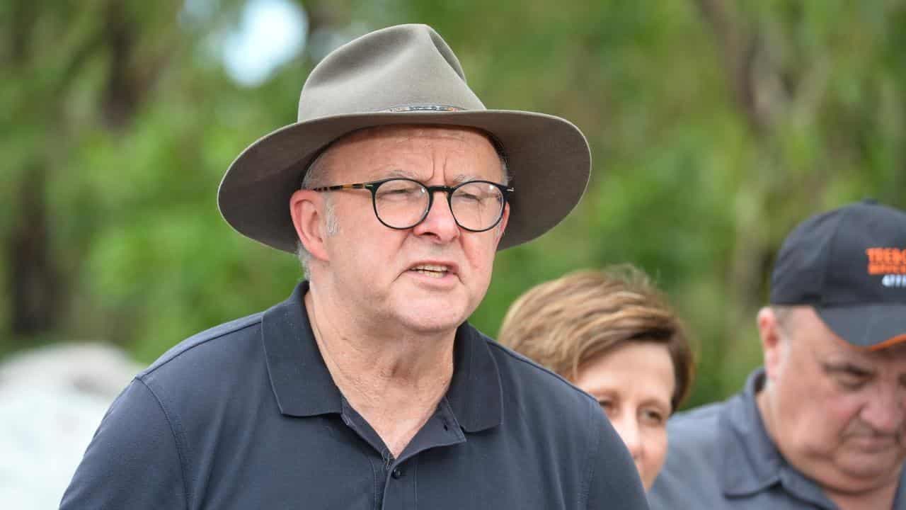 Inquiry into caravan briefings a waste of resources: PM