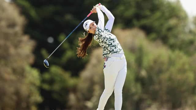 Japan's Shina Kanazawa makes hot start to Vic Open