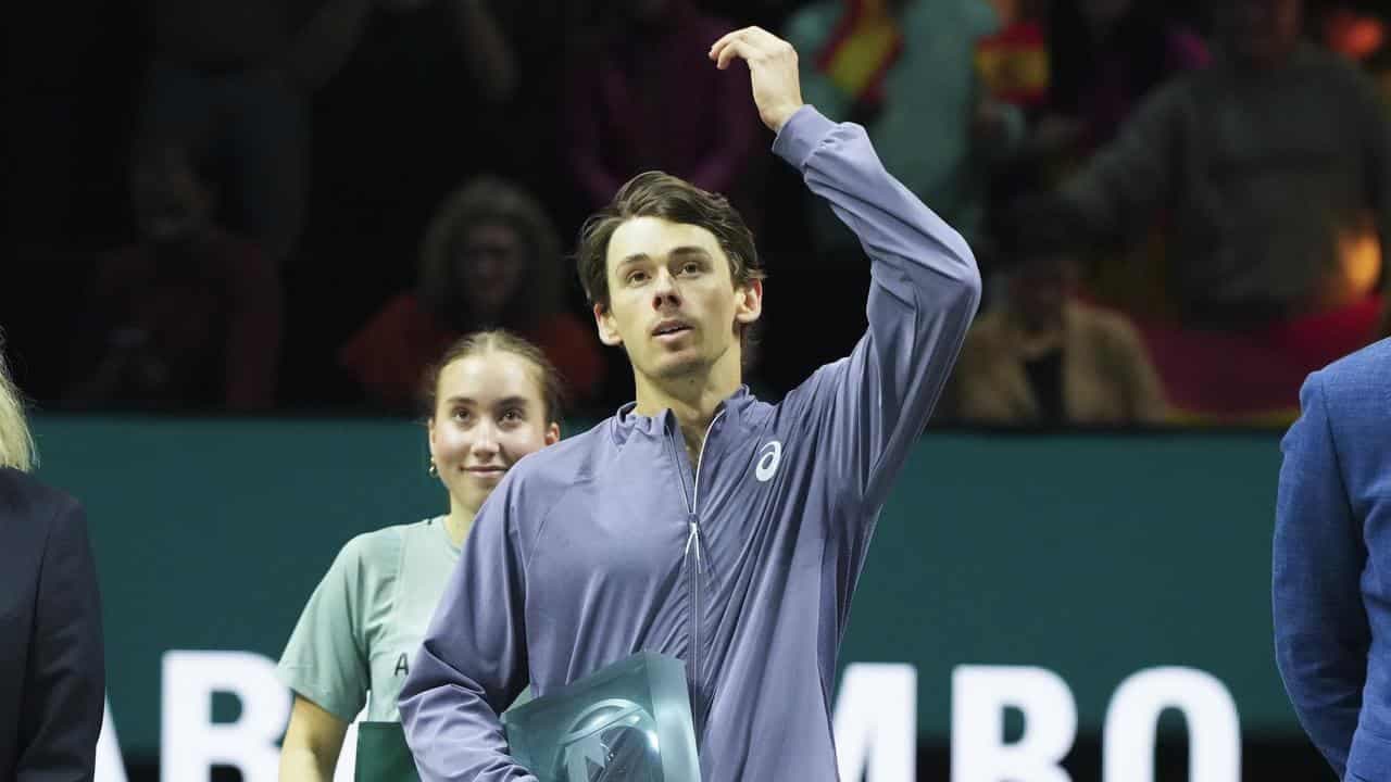 Brave de Minaur downed by Alcaraz in Rotterdam final