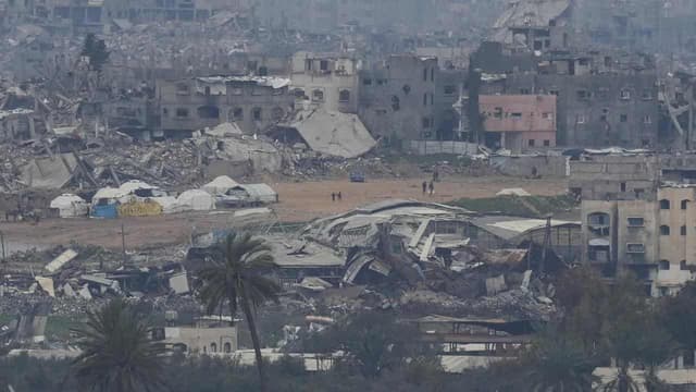 Egypt calls Arab summit over Trump's Gaza plan