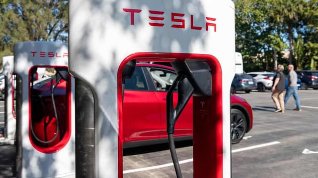 Tesla slump and falling prices set to change EV market