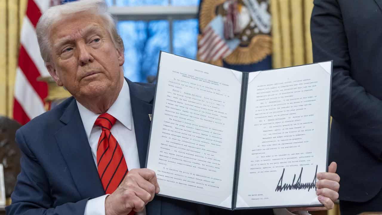 Trump government shake-ups meet court blocks