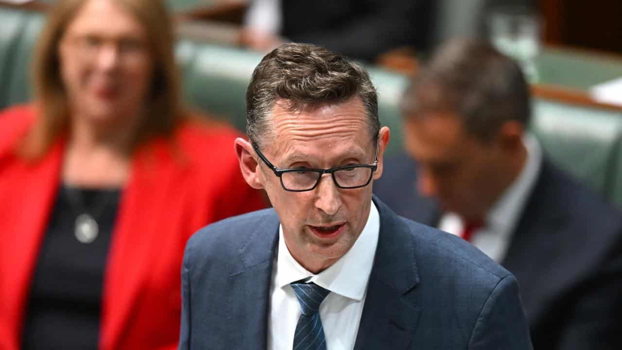 Outgoing minister opens up about 'painful experience'