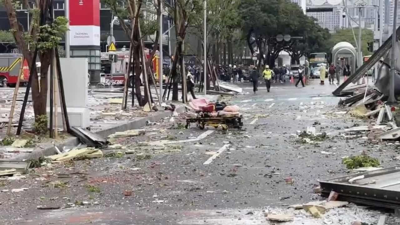 Four dead, 24 injured after store blast in Taiwan mall