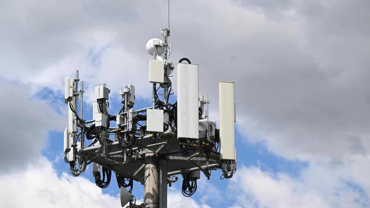 Failed triple zero calls 'not related' to 3G shutdown