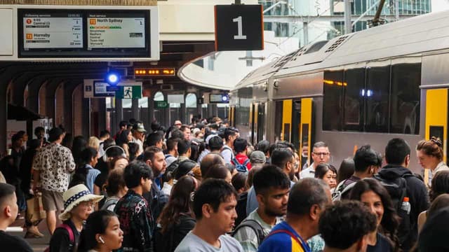 Train network recovers as workers continue court fight