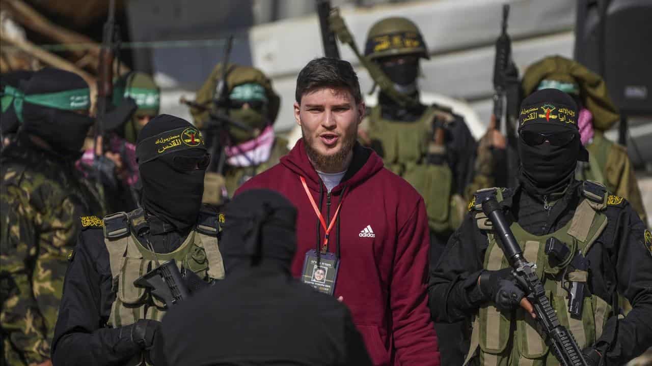 Israel releases Palestinians after Gaza hostages freed