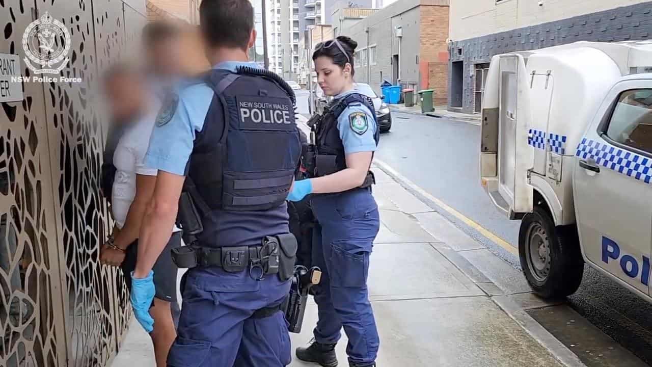 'Invisible' link to alleged police station murder plot